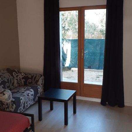 Apartmán Mas Vincent La Fare-les-Oliviers Exteriér fotografie